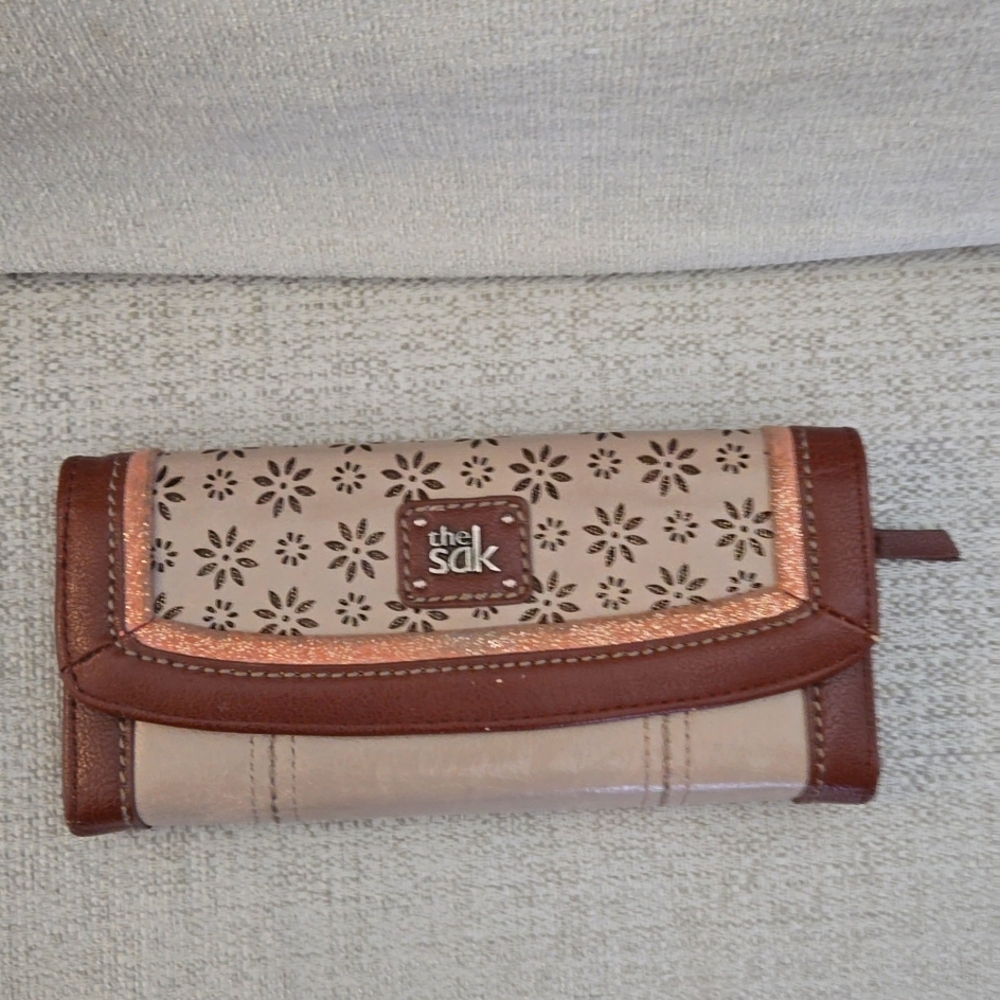 The Sak large leather wallet